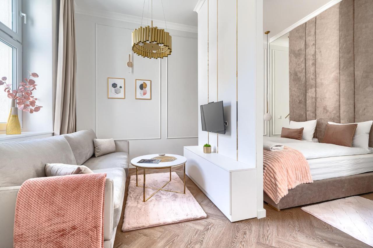 Margi Aura Lux Large And Very Glam Studio شتشيتسين المظهر الخارجي الصورة