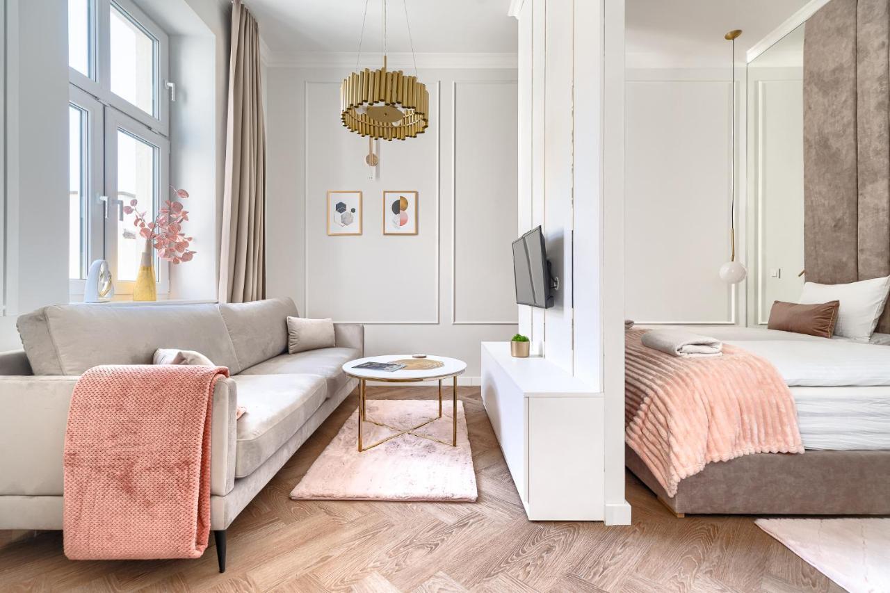 Margi Aura Lux Large And Very Glam Studio شتشيتسين المظهر الخارجي الصورة